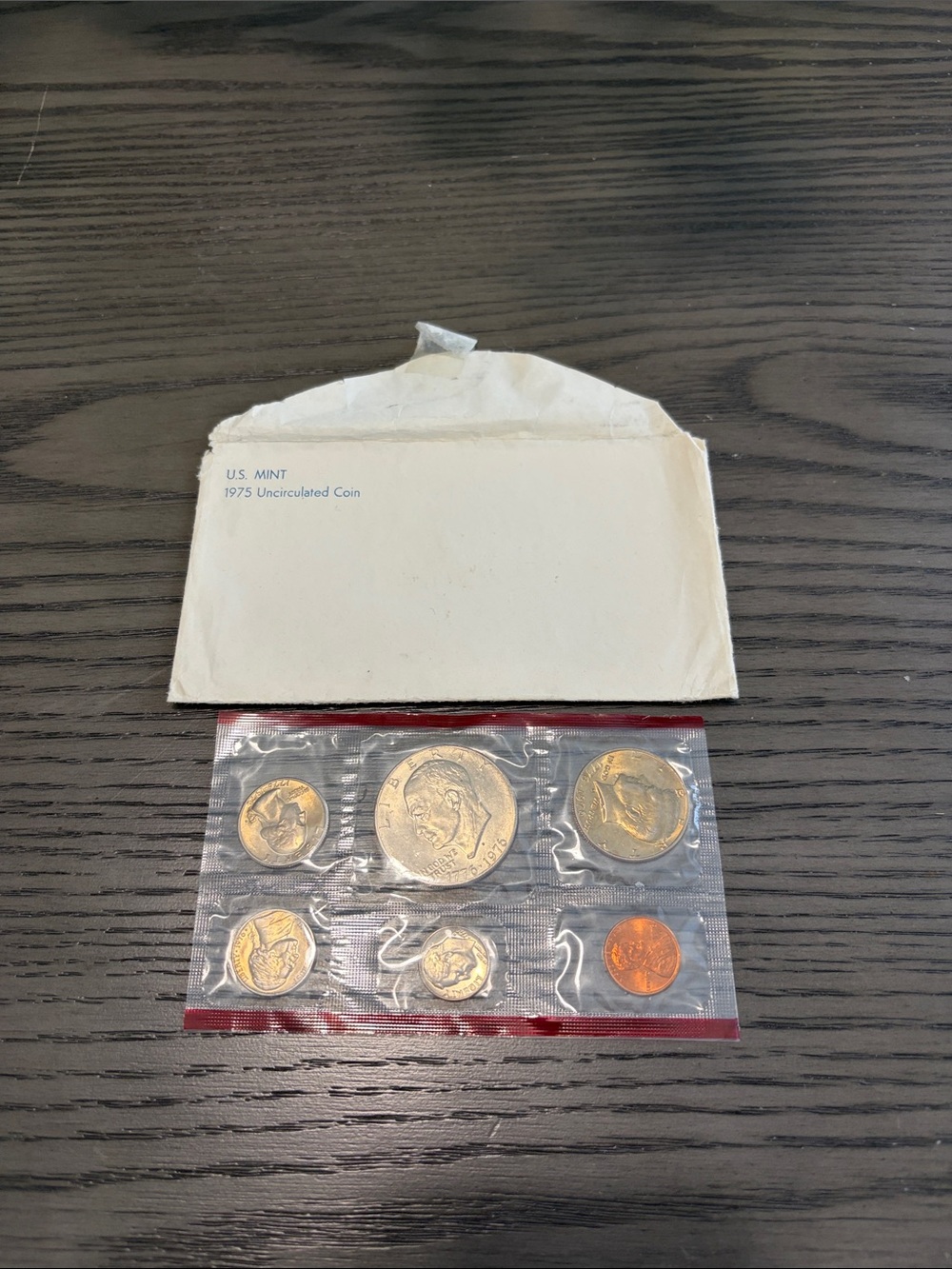 1975 Uncirculated Coin Set - Multi-Color
